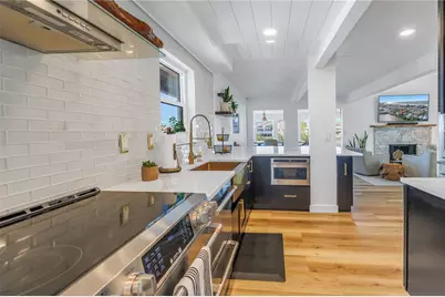 12016 Lagoon Ln, Treasure Island, FL 33706 - Photo 13