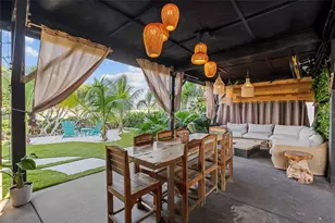 12016 Lagoon Ln, Treasure Island, FL 33706 - Photo 3