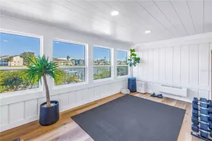 12016 Lagoon Ln, Treasure Island, FL 33706 - Photo 15