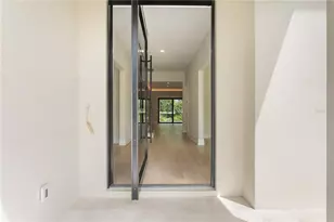 2606 N Dundee St, Tampa, FL 33629 - Photo 9