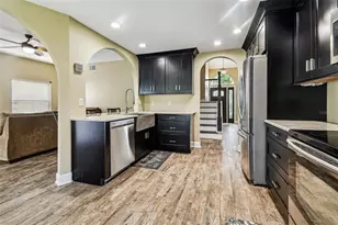 11605 Branch Mooring Dr, Tampa, FL 33635 - Photo 27