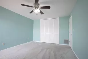 14872 Crown Dr, Largo, FL 33774 - Photo 25