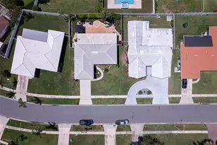 14872 Crown Dr, Largo, FL 33774 - Photo 5