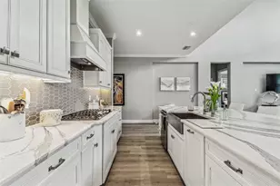 2686 Yacht Pl, Wesley Chapel, FL 33543 - Photo 21