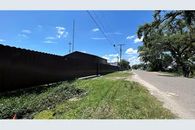 2001 S 51st Street, Tampa, FL 33619 - Photo 3