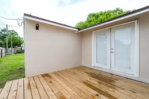 3101 55th Ave N, Saint Petersburg, FL 33714 - Photo 35