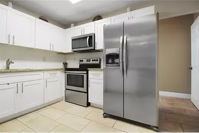 8785 Wildwood Lane, Seminole, FL 33776 - Photo 37