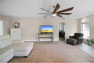 8785 Wildwood Lane, Seminole, FL 33776 - Photo 35