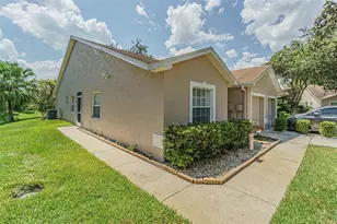 35219 Janine Dr, Zephyrhills, FL 33541 - Photo 41