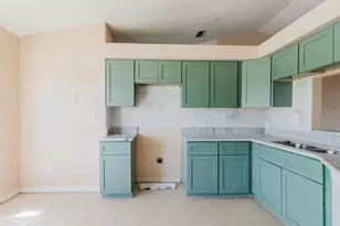 7804 Wilmar Ct, Port Richey, FL 34668 - Photo 13