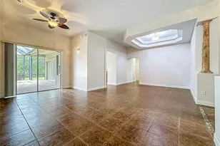 20626 Longleaf Pine Ave, Tampa, FL 33647 - Photo 9