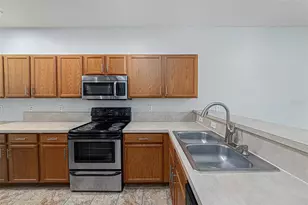 8118 Stone Path Way, Tampa, FL 33647 - Photo 17