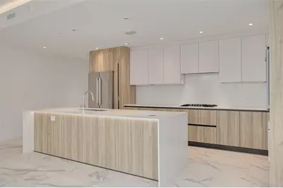 1020 Sunset Point Road #213, Clearwater, FL 33755 - Photo 7