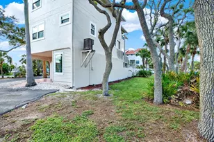 812 E Gulf Blvd, Indian Rocks Beach, FL 33785 - Photo 9