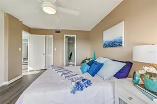 8950 Park Blvd, Seminole, FL 33777 - Photo 31