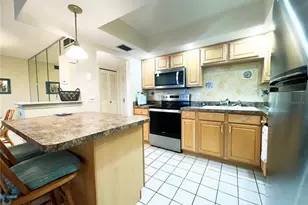 5220 Brittany Dr S, Saint Petersburg, FL 33715 - Photo 7