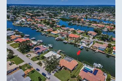 1979 Iowa Avenue NE, Saint Petersburg, FL 33703 - Photo 3