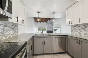 4213 Fairway Run, Tampa, FL 33618 - Photo 7