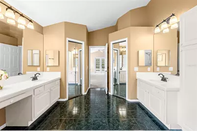 18908 Fairwood Court, Tampa, FL 33647 - Photo 25