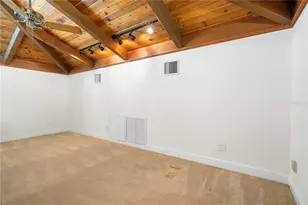 404 Dickman Dr SW, Ruskin, FL 33570 - Photo 51