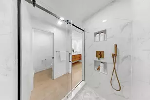 424 Doric Ct, Tarpon Springs, FL 34689 - Photo 35