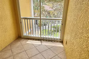 10764 70th Ave, Seminole, FL 33772 - Photo 13