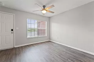 9042 Lake Chase Island Way, Tampa, FL 33626 - Photo 9