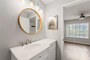 9042 Lake Chase Island Way, Tampa, FL 33626 - Photo 17