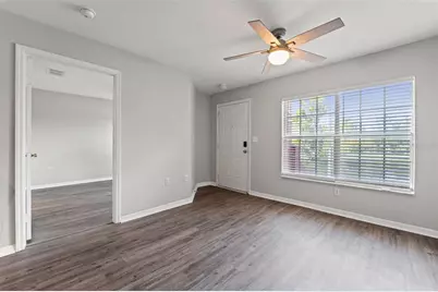 9042 Lake Chase Island Way, Tampa, FL 33626 - Photo 11