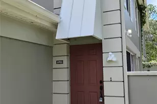 11721 Raintree Dr, Tampa, FL 33617 - Photo 1