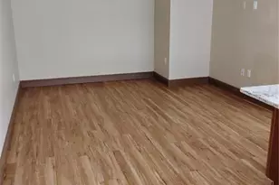 11721 Raintree Dr, Tampa, FL 33617 - Photo 5