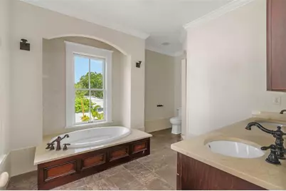 950 12th Street N, Saint Petersburg, FL 33705 - Photo 35