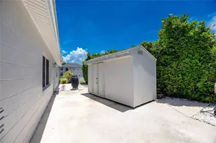 10504 Lacera Dr, Tampa, FL 33618 - Photo 29