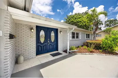 10504 Lacera Drive, Tampa, FL 33618 - Photo 3