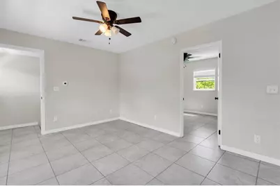 1900 45th Street S, Saint Petersburg, FL 33711 - Photo 27