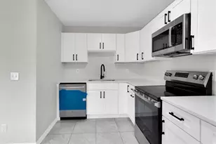 1900 45th St S, Saint Petersburg, FL 33711 - Photo 29