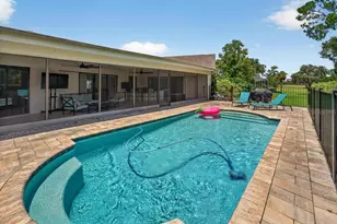 2004 N Golfview Dr, Plant City, FL 33566 - Photo 31