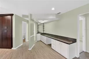 2004 N Golfview Dr, Plant City, FL 33566 - Photo 15