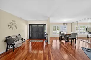 2004 N Golfview Dr, Plant City, FL 33566 - Photo 3