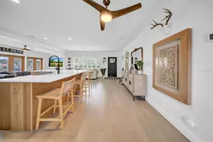 121 28th Ave NE, Saint Petersburg, FL 33704 - Photo 5