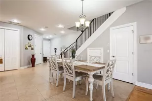 10422 La Mirage Ct, Tampa, FL 33615 - Photo 7