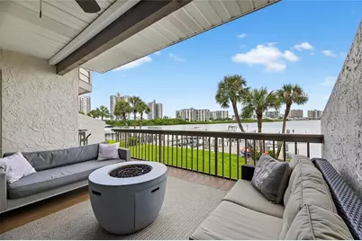 160 Marina Del Rey Court, Clearwater Beach, FL 33767 - Photo 31