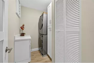 160 Marina Del Rey Court, Clearwater Beach, FL 33767 - Photo 55