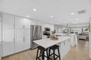 160 Marina Del Rey Ct, Clearwater Beach, FL 33767 - Photo 25
