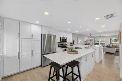 160 Marina Del Rey Court, Clearwater Beach, FL 33767 - Photo 21