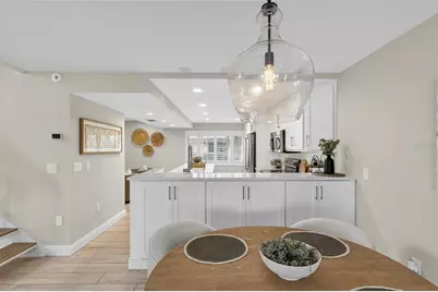 160 Marina Del Rey Court, Clearwater Beach, FL 33767 - Photo 17