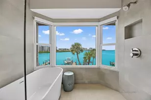160 Marina Del Rey Ct, Clearwater Beach, FL 33767 - Photo 47