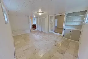 6374 Hampton Dr N, Saint Petersburg, FL 33710 - Photo 13