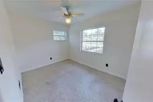 6374 Hampton Dr N, Saint Petersburg, FL 33710 - Photo 31