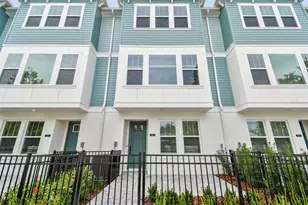 491 31st Wy N, Saint Petersburg, FL 33713 - Photo 1